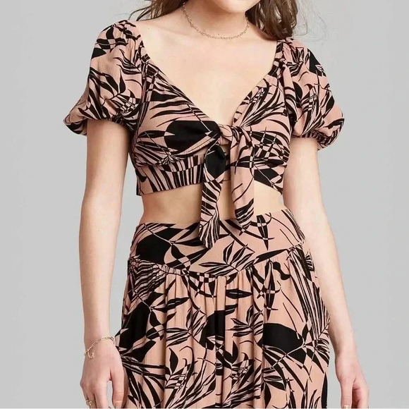 Wild Fable Crop Top - Picture 1 of 7